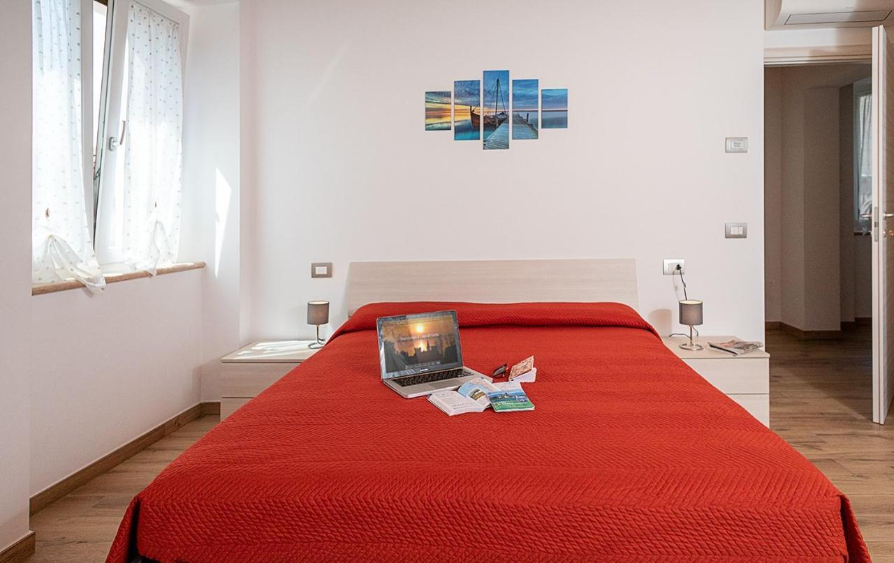 Villa Casa Rossa - Regarda Travel à Bardolino Extérieur photo